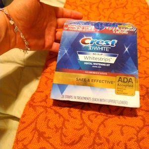 28Crest Whitestrips w/ 24Monthly  Whitening Boost